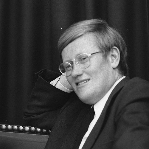 Afbeelding van Klein herseninfarct voor oud-VVD-leider Hans Wiegel
