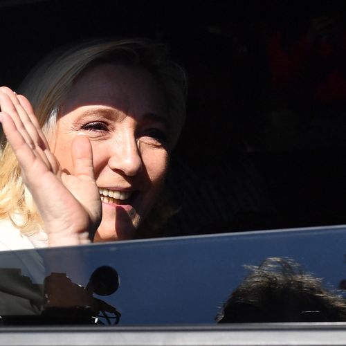 Afbeelding van Marine Le Pen verduisterde geld dat was bestemd voor medewerkers