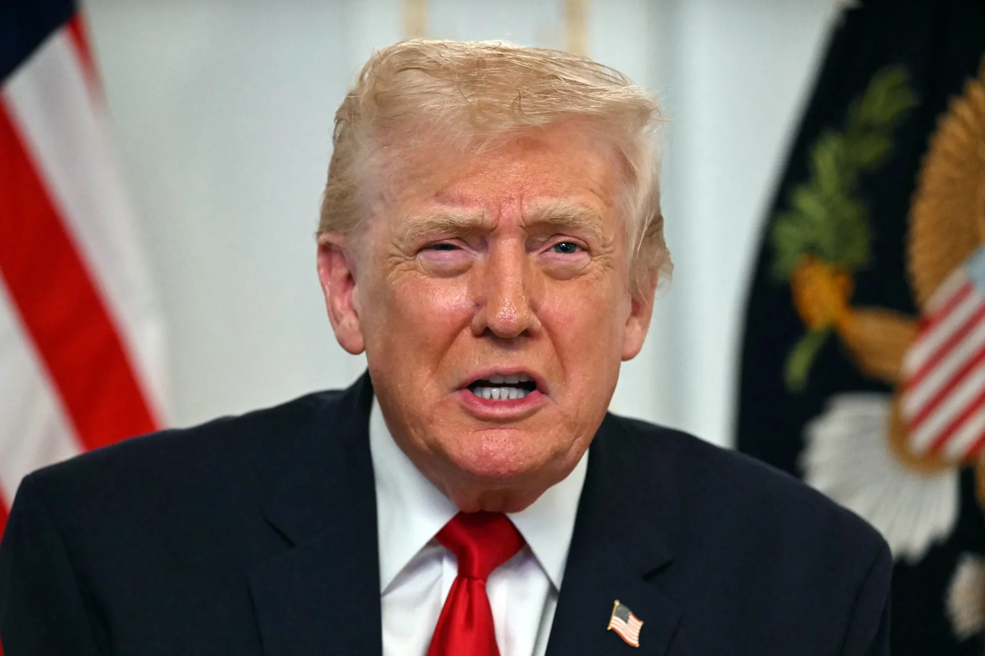 Afbeelding van Witte Huis voert fascistische aanval op vrije pers op met haatwebsite