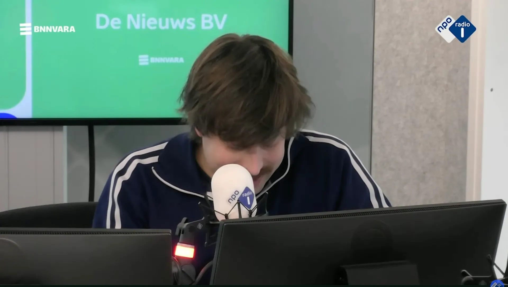 Afbeelding van ‘Joost Prinsen die dit gedicht voorleest, breekt mij elke keer weer’